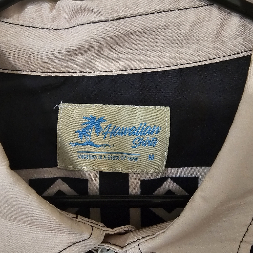 Royaura hawiian shirt - Picture 3 of 3